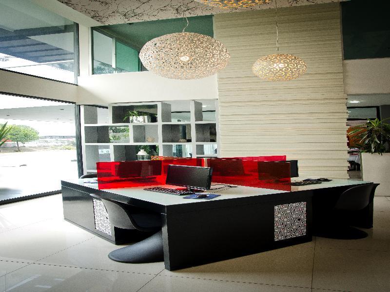 Hotel Portonovo Plaza Expo سابوبان المظهر الخارجي الصورة