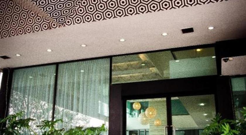 Hotel Portonovo Plaza Expo سابوبان المظهر الخارجي الصورة
