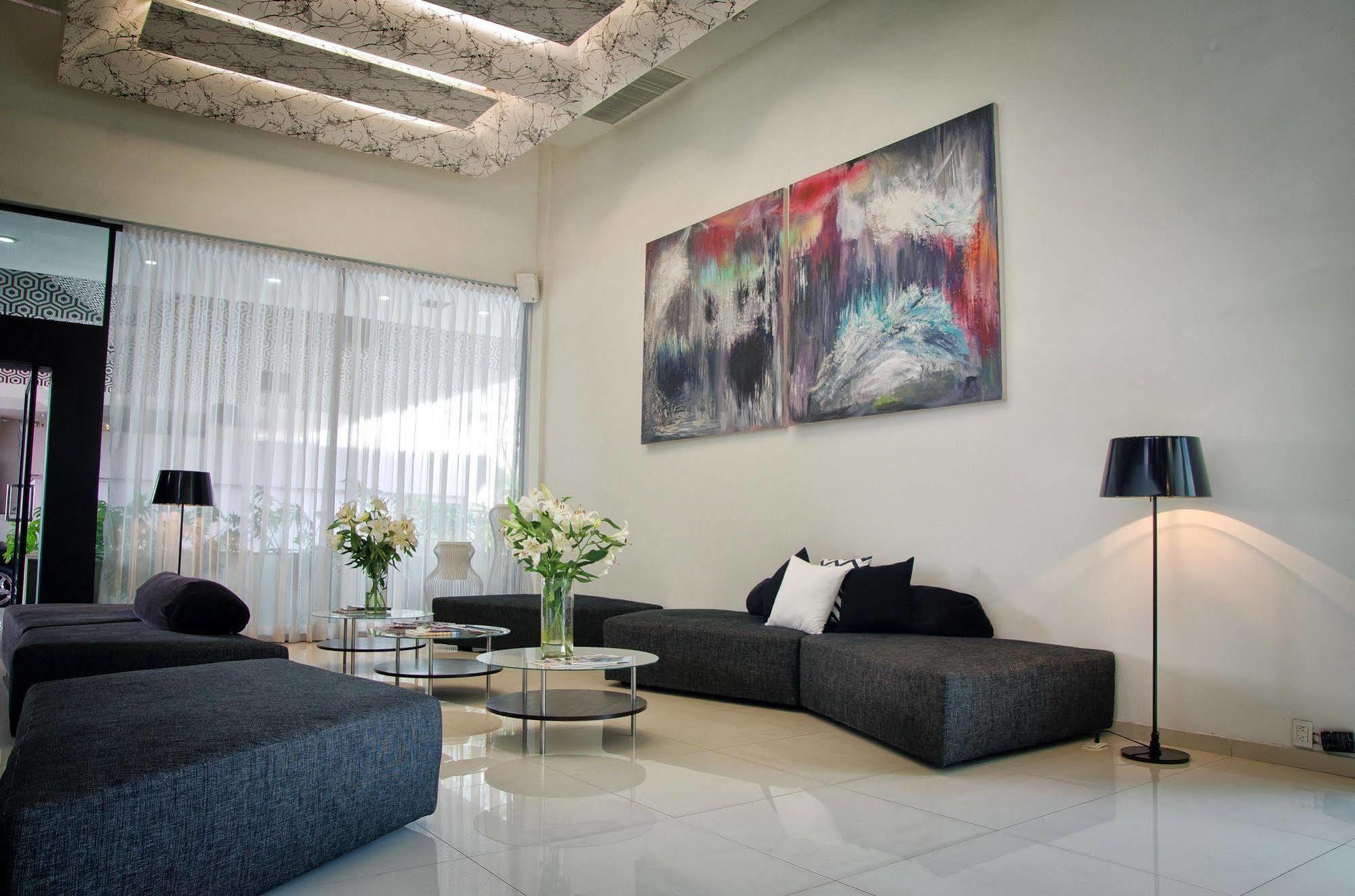 Hotel Portonovo Plaza Expo سابوبان المظهر الخارجي الصورة